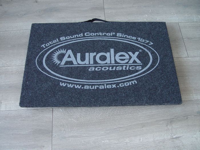 Auralex Bass Isolation Platform