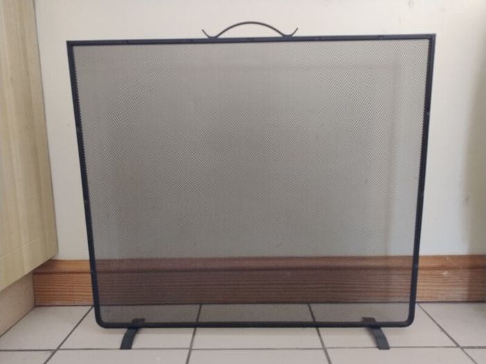 Fireplace screen