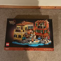lego 21359