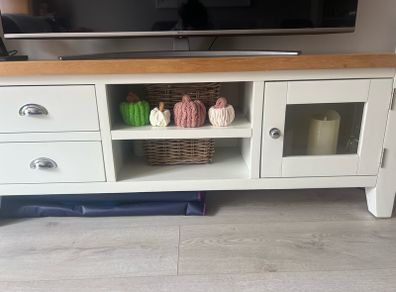 TV stand