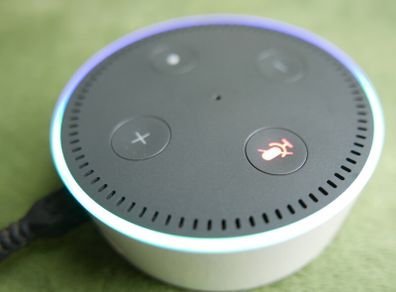 Amazon Echo Dot 2nd Gen (RS03QR)