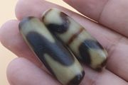 Lot of 2 Vintage Himalayan Tibetan Zigzag Pattern Agate Bead Amulets