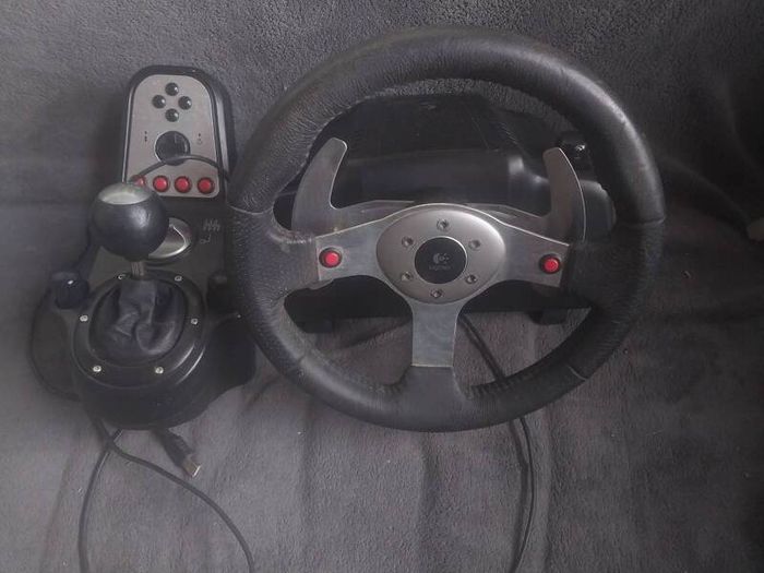 Logitech G25 steering wheel not complete