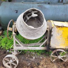 Cement mixer