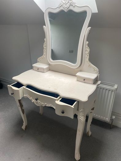 Antique Style dressing table