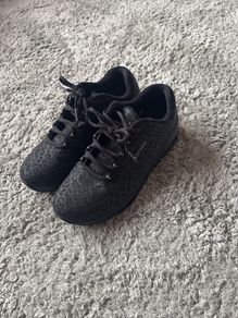 skechers black memory foam