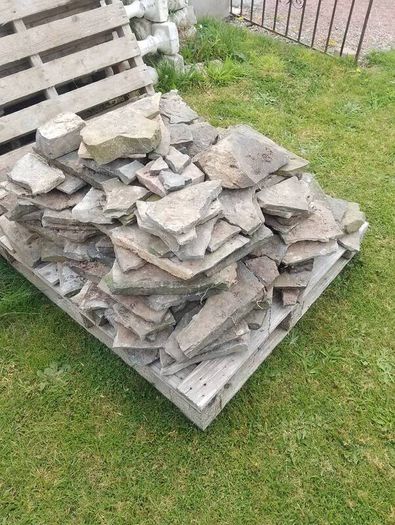 pallet of slate stone