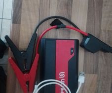portable jump starter / power bank