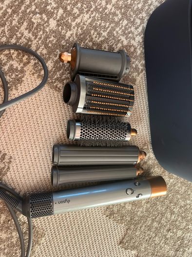 Dyson airwrap multistyler