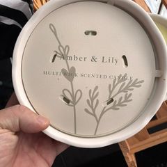 2 x Amber & Lily multi-wick scented candles