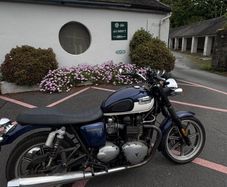 2011 Triumph Bonneville SE 865cc | 42,500km