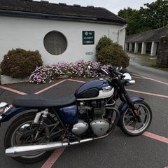 2011 Triumph Bonneville SE 865cc | 42,500km