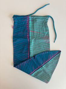 Travel laundry bag