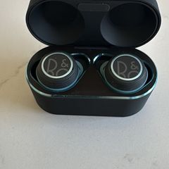 Wireless Earbuds