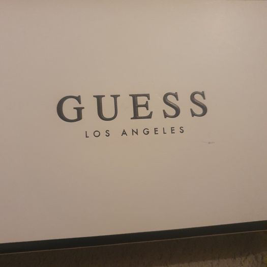 GUESS Wallet/Purse ..  Large Genuine GUESS Leather Wallet  Boxed .. Colour: Black .. Price Drop