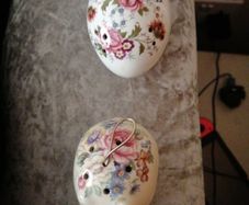 2 vintage pomanders