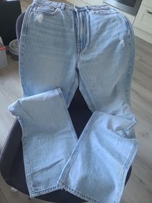 Stradivarius Jeans Size 8