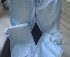 Stradivarius Jeans Size 8