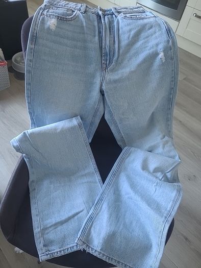 Stradivarius Jeans Size 8