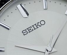 Watch Women's Seiko DOLCE quartz.