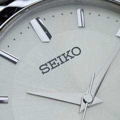 Watch Women's Seiko DOLCE quartz.