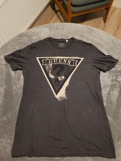 mens guess t shirt