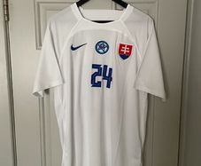 Slovakia 2024 Away Jersey (XXL) (Football)