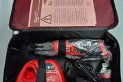 Milwaukee M12 Fuel 3/8' Ratchet Kit