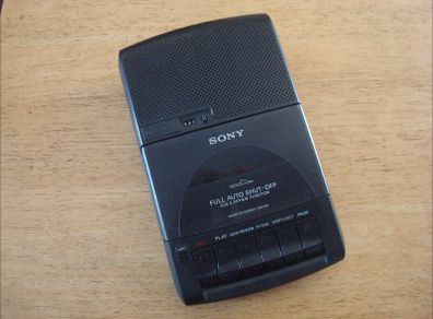 Sony Cassette Player/Recorder/Dictaphone - TCM-939