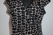Dorothy Perkins top size UK16 EUR44 Postage included