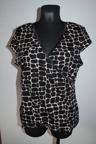 Dorothy Perkins top size UK16 EUR44 Postage included