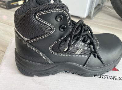 Safety  Boots 4/38