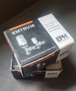 2 thermostats for radiators