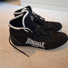 boxing shoes Lonsdale