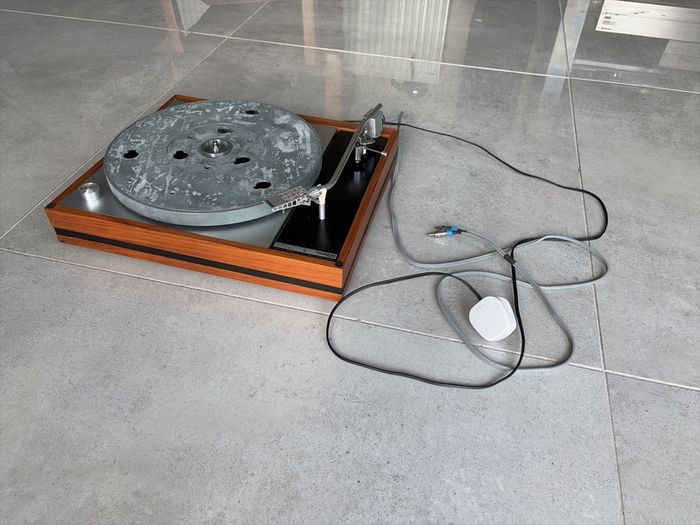 thorens turntable