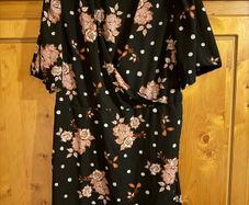 Dress Simply Be