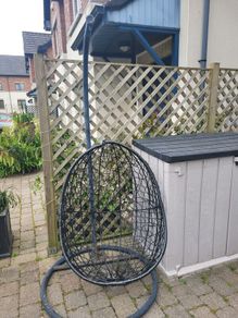 Egg chair