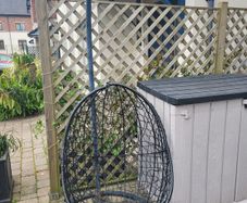 Egg chair