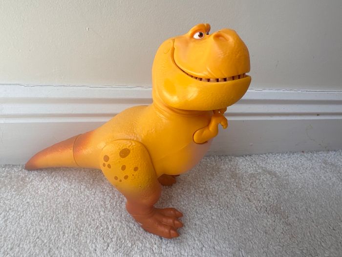 The Good Dinosaur TOMY Action Figure Nash approx. 22 cm. Used Damaged Please see photos