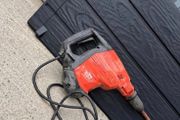 Hilti TE 1000-AVR HiDrive 110V Concrete Demolition Breaker and Chisel.