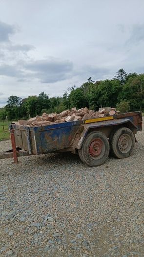Top Class loads of seasoned hardwood firewood