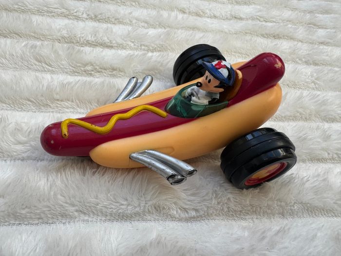 Disney Store Mickey Mouse Racers Disney The Roadster Racers Mickey's Hot Diggity Dogster Ricercar Racer Racing Hotdog approx. 11.5 cm length Used Please see photos