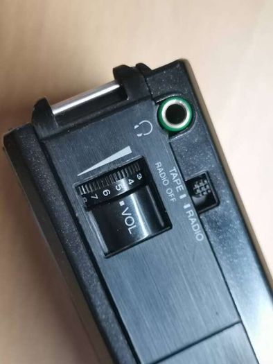 Sony WM-F28 Walkman Cassette Player