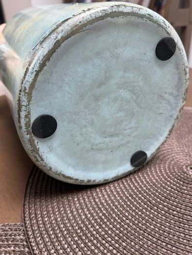 Decorative jar