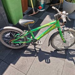 Merida Matts J20 kids' mountain bike.
