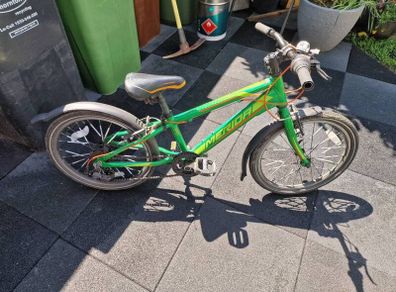 Merida Matts J20 kids' mountain bike.