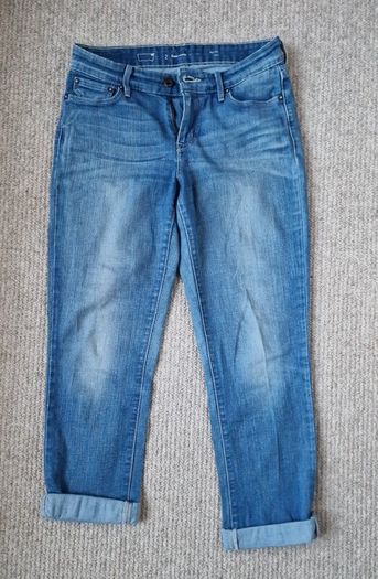 Ladies Mid Rise Slim Jeans
