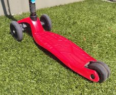Red Micro Maxi Scooter
