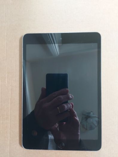 Apple Ipad Mini 1st Generation, 16GB, Black, Activation Locked, in very good cosmetic condition