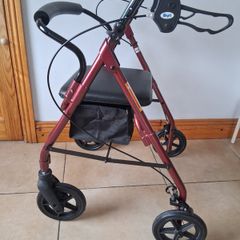 4 wheeled rollator
